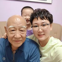 涵泽爸妈(老李和小韩)