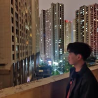 泪蛋蛋打湿了我的二股筋