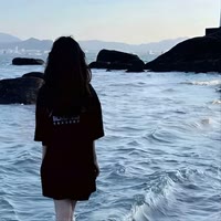 旧梦沉入深蓝&